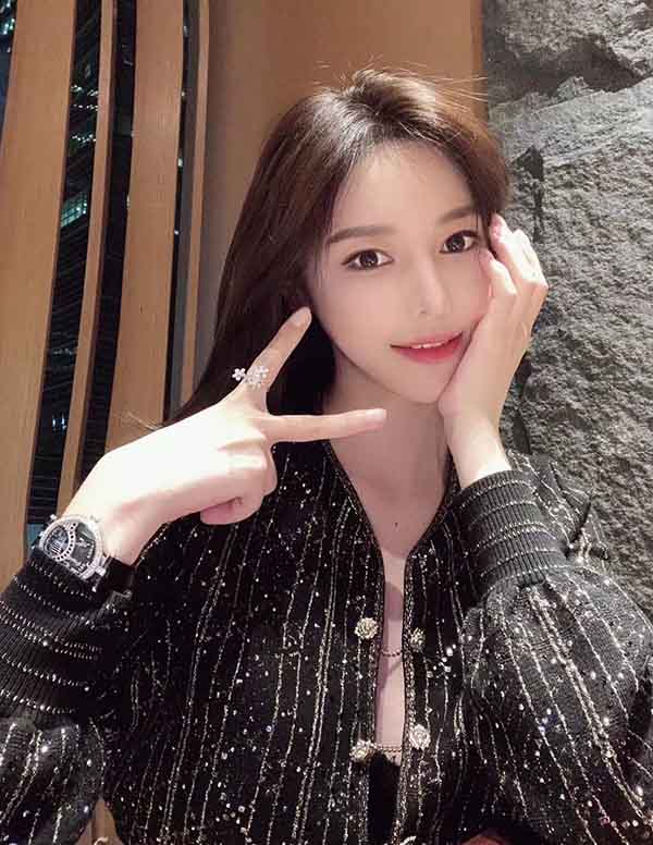 新加坡模特预约