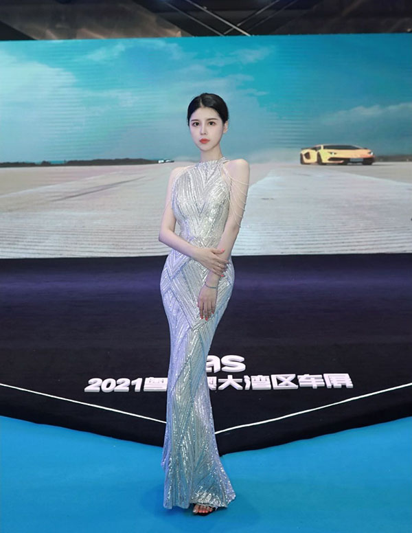 巴黎伴游模特价格